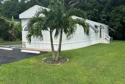 35250 SW 177th Ct #69, Homestead: photo 1 of 4
