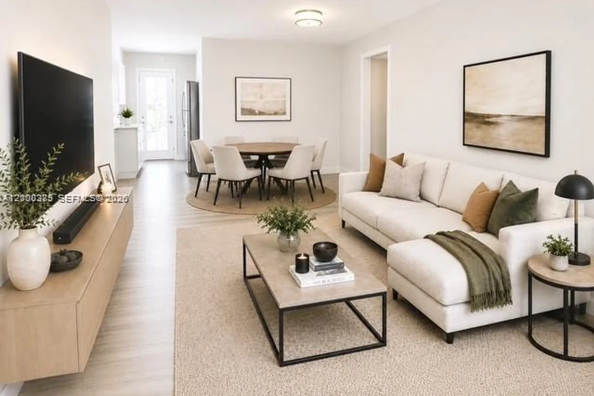 3530 SW 9th Ter #6B, Miami: photo 1 of 8