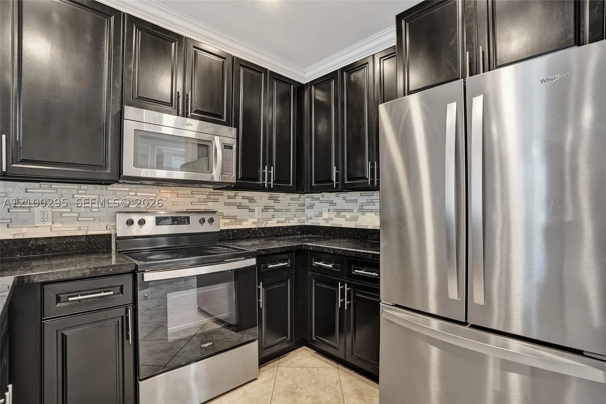 3612 NW 13th St, Lauderhill: photo 1 of 43
