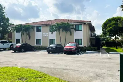 11458 Royal Palm Blvd, Coral Springs: photo 1 of 15
