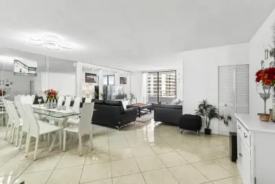 600 Three Islands Blvd #612, Hallandale Beach: photo 1 of 20