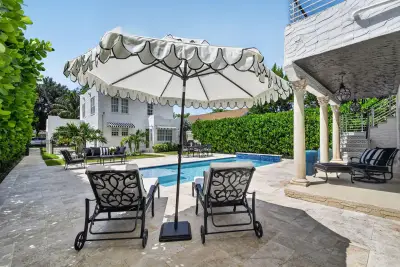 807 Ardmore Rd, West Palm Beach: photo 1 of 81