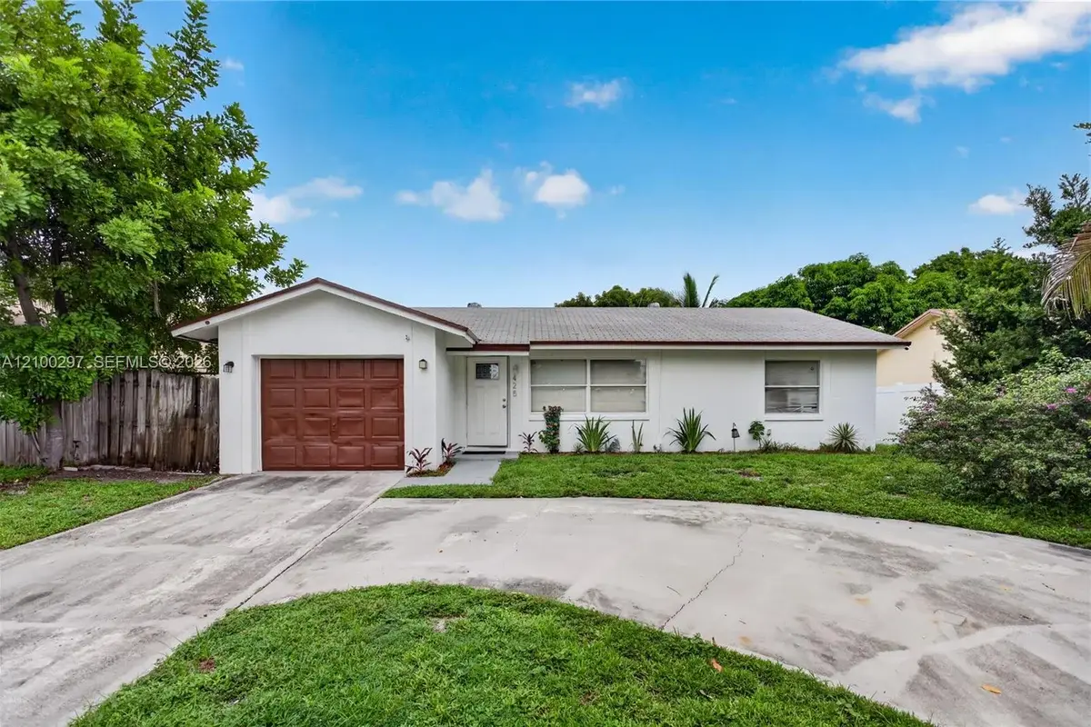 425 NW 18th Ct, Pompano Beach: photo 1 of 27