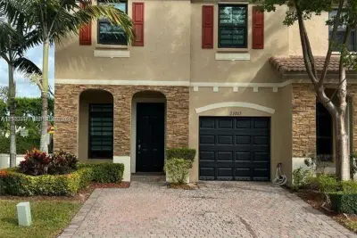 23805 SW 117th Ct, Homestead: photo 1 of 11