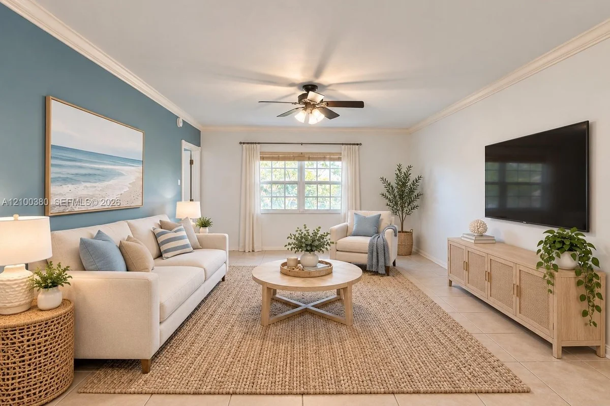 2424 SE 17th St #B307, Fort Lauderdale: photo 1 of 33