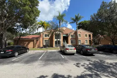 4852 N State Rd 7 #207, Coconut Creek: photo 1 of 35