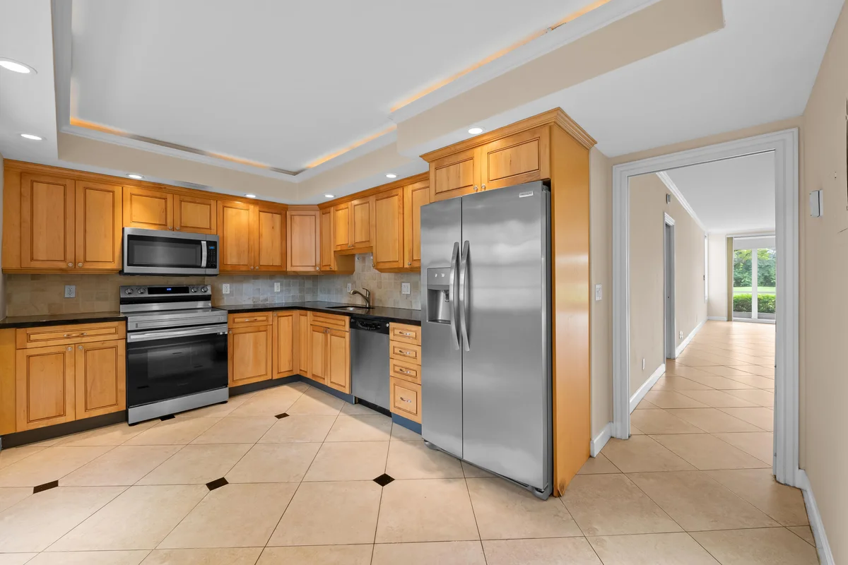 4000 Cypress Grove Way #103, Pompano Beach: photo 1 of 23