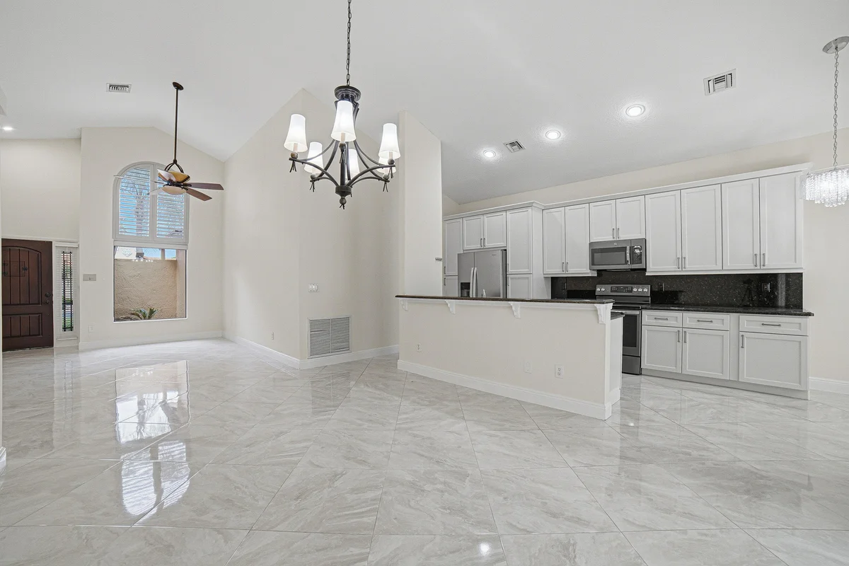 13676 Cortez Dr, Delray Beach: photo 1 of 38