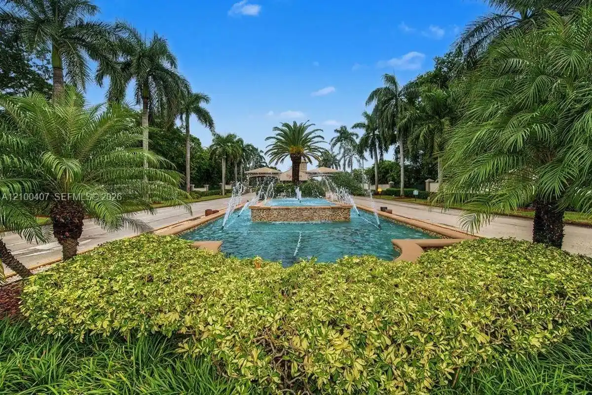 2304 Lucaya Ln #N4, Coconut Creek: photo 1 of 27
