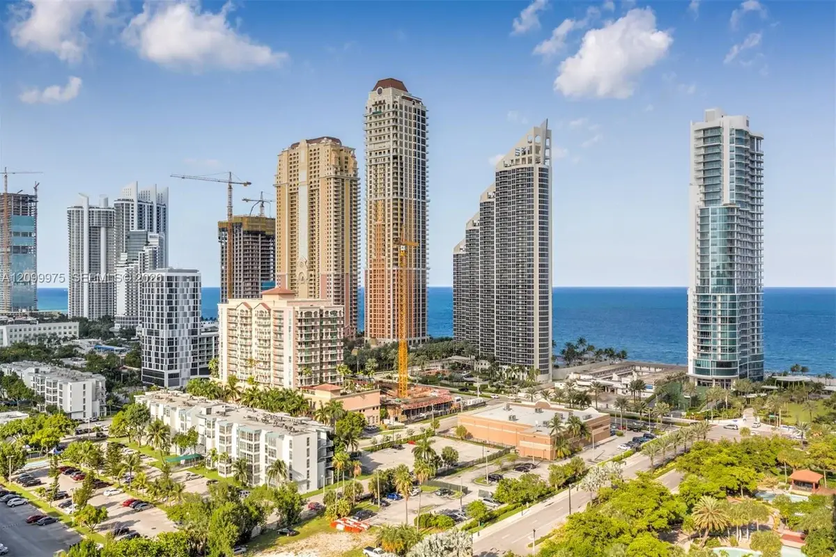 210 174th St #309, Sunny Isles Beach: photo 1 of 27