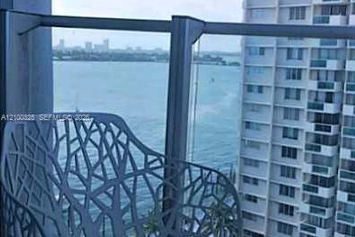 1100 West Ave #517, Miami Beach: photo 1 of 68