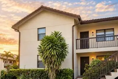 7642 Tahiti Ln #101, Lake Worth: photo 1 of 12