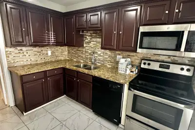 4158 Inverrary Dr #202, Lauderhill: photo 1 of 18