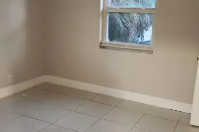 1104 State St #C, West Palm Beach: photo 1 of 7