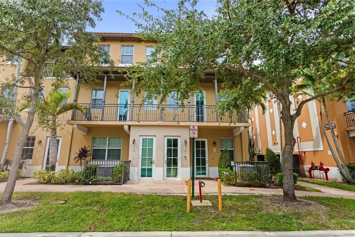946 SW 147th Ave #2614, Pembroke Pines: photo 1 of 69