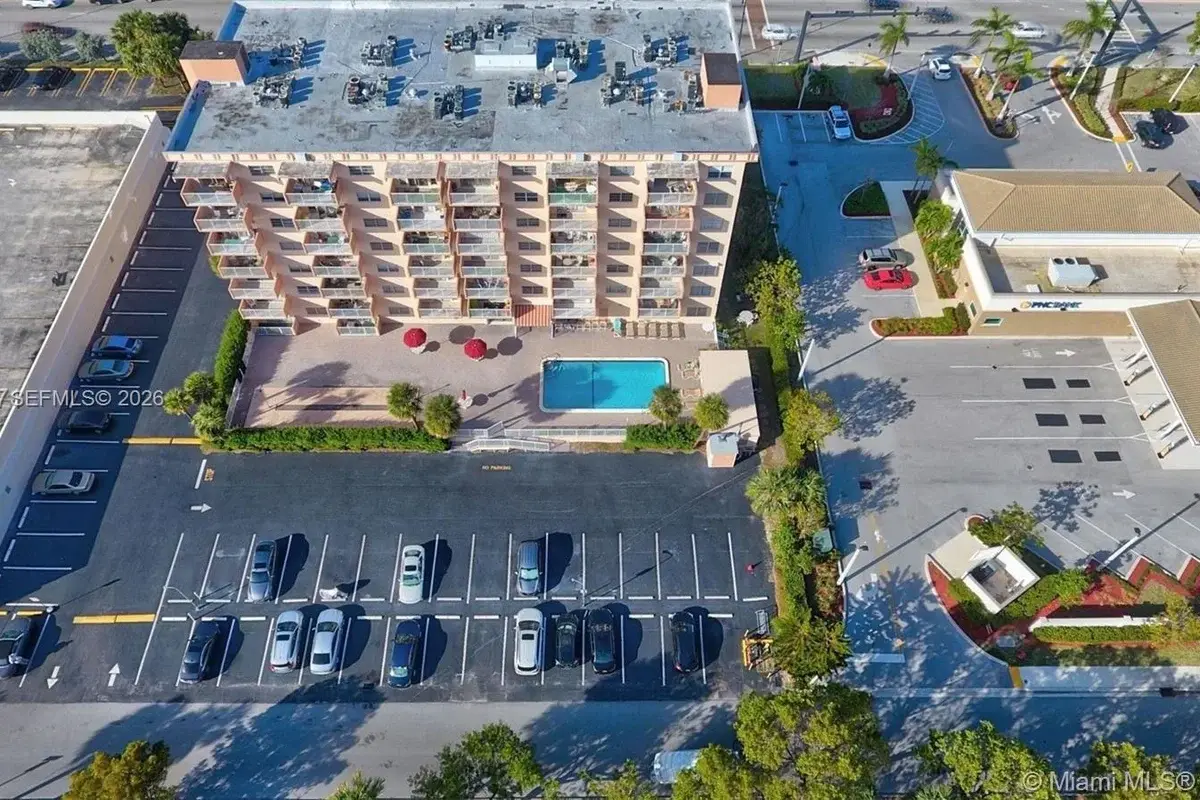 2200 E Hallandale Beach Blvd #203, Hallandale Beach: photo 1 of 13