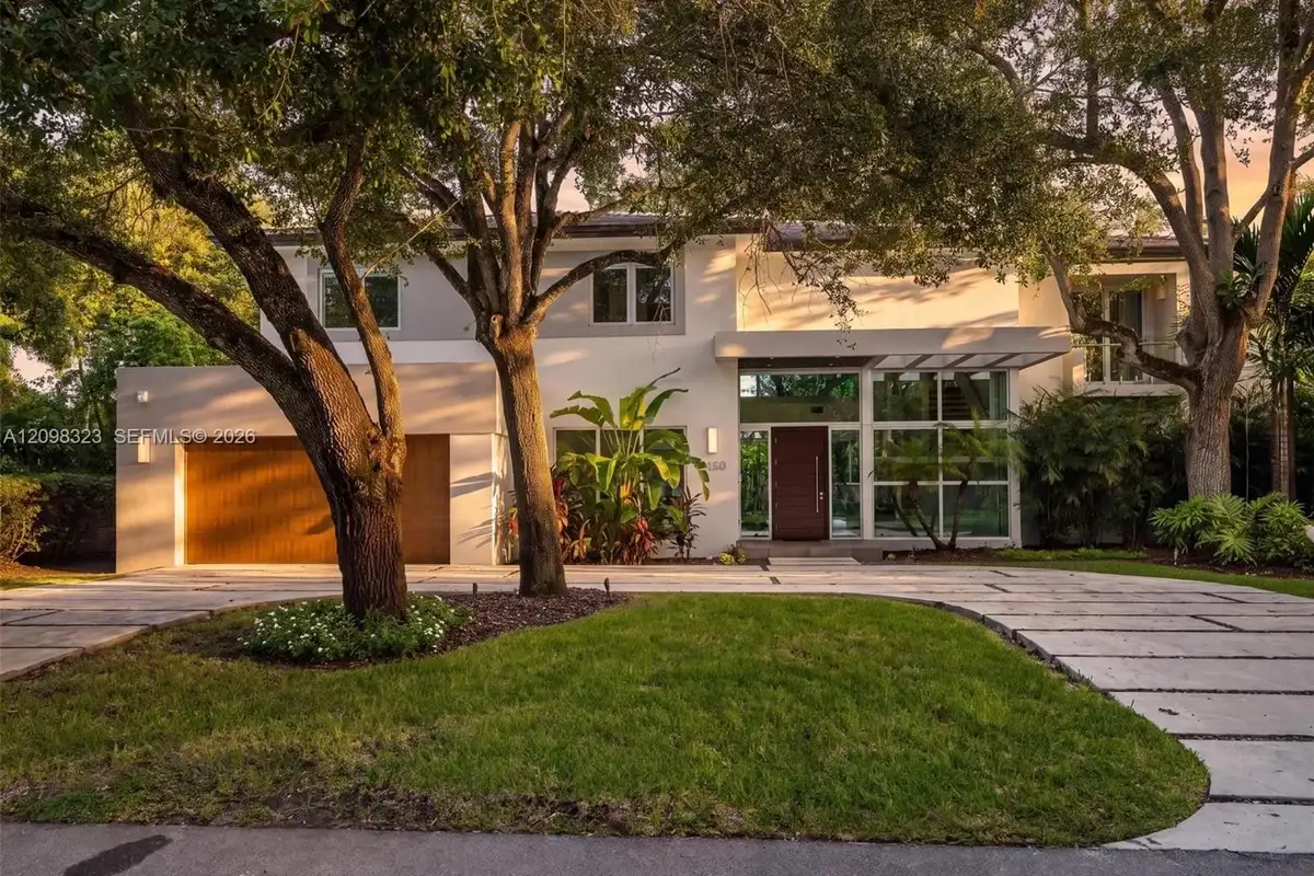 5960 SW 79th St, South Miami: photo 1 of 54