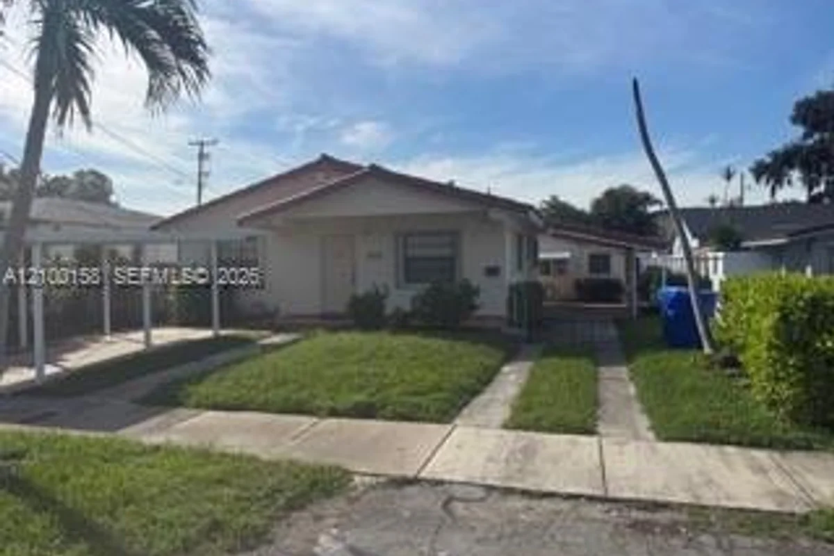 3404 SW 14th St, Miami: photo 1 of 26