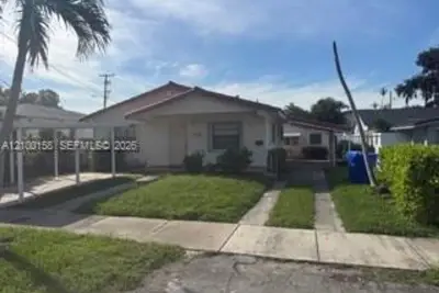 3404 SW 14th St, Miami: photo 1 of 26