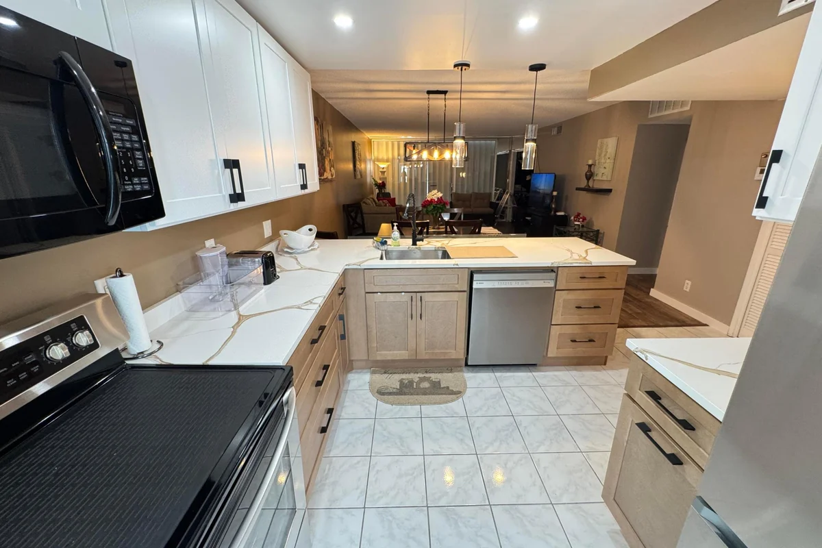 3091 N Course Dr #709, Pompano Beach: photo 1 of 19