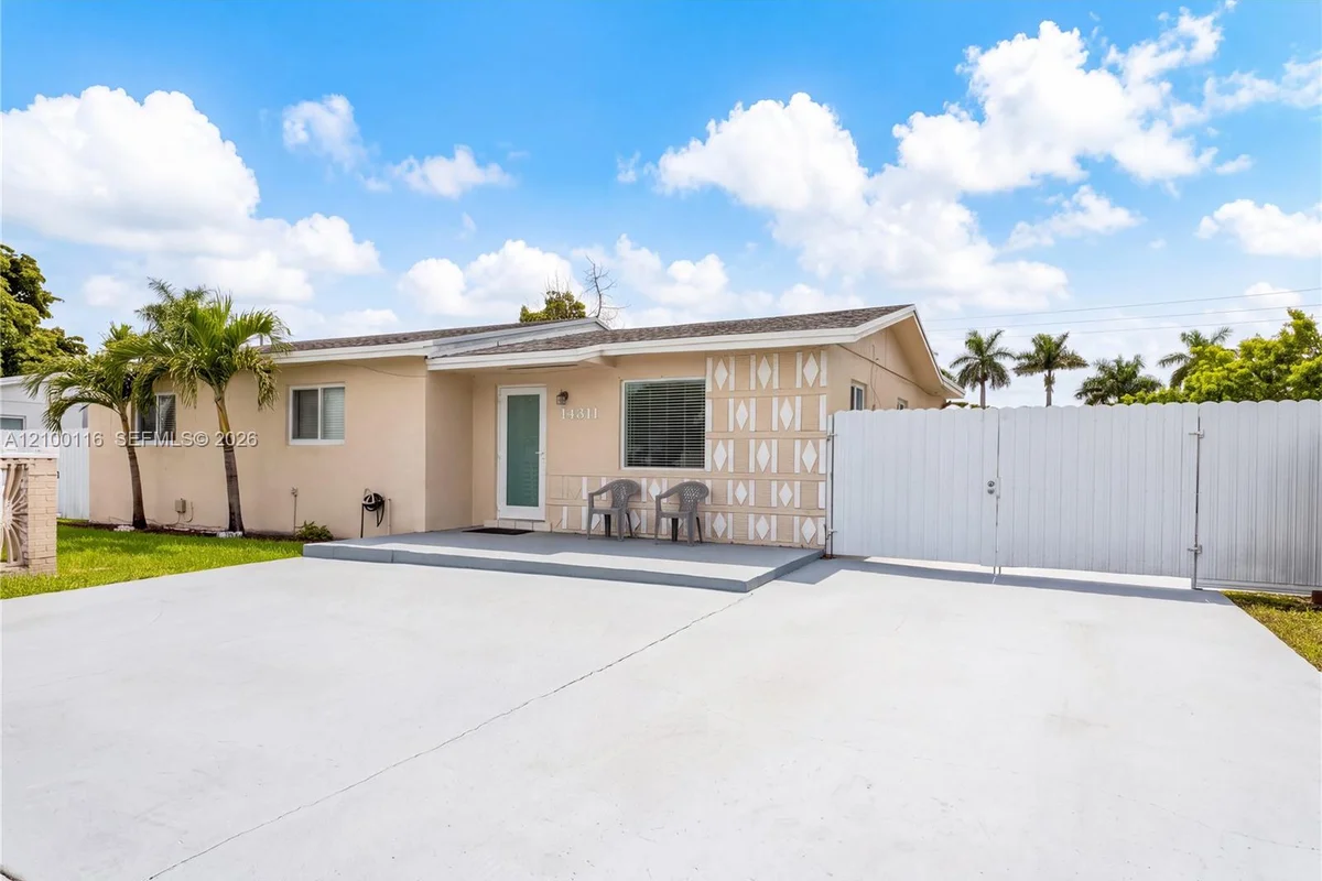 14311 SW 289th St, Homestead: photo 1 of 24