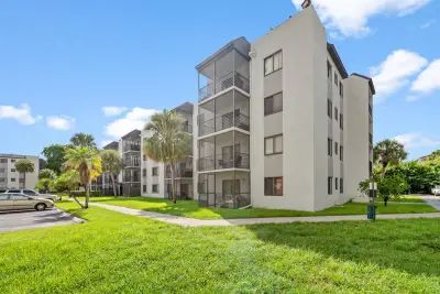 3720 N Pine Island Rd N #330, Sunrise: photo 1 of 14
