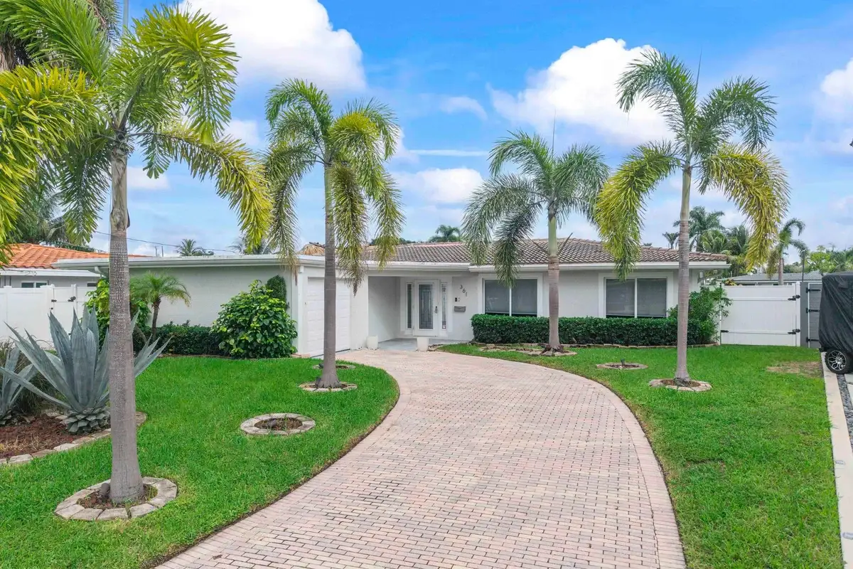 361 SE 9th Ct, Pompano Beach: photo 1 of 46