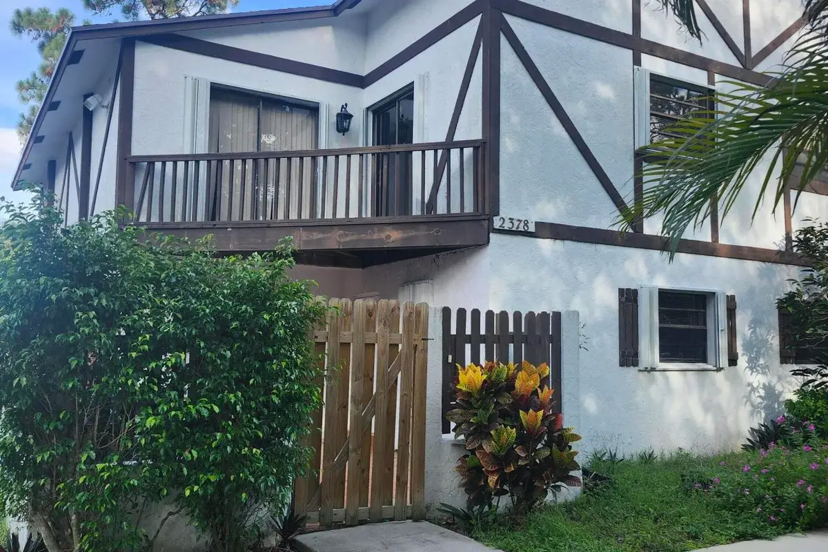 2378 Lena Ln, West Palm Beach: photo 1 of 20