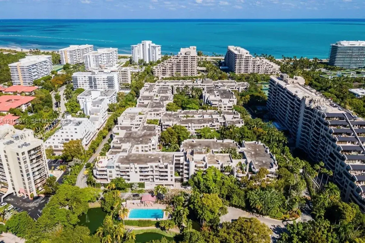 121 Crandon Blvd #358, Key Biscayne: photo 1 of 15