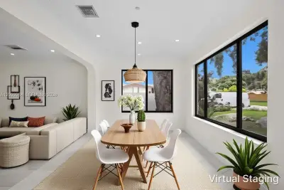 1771 SW 30th St, Fort Lauderdale: photo 1 of 26