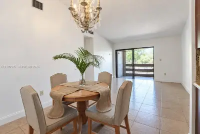 8977 SW 123rd Ct #207, Miami: photo 1 of 10