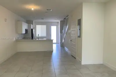 6455 NW 103rd Pl #106, Doral: photo 1 of 22
