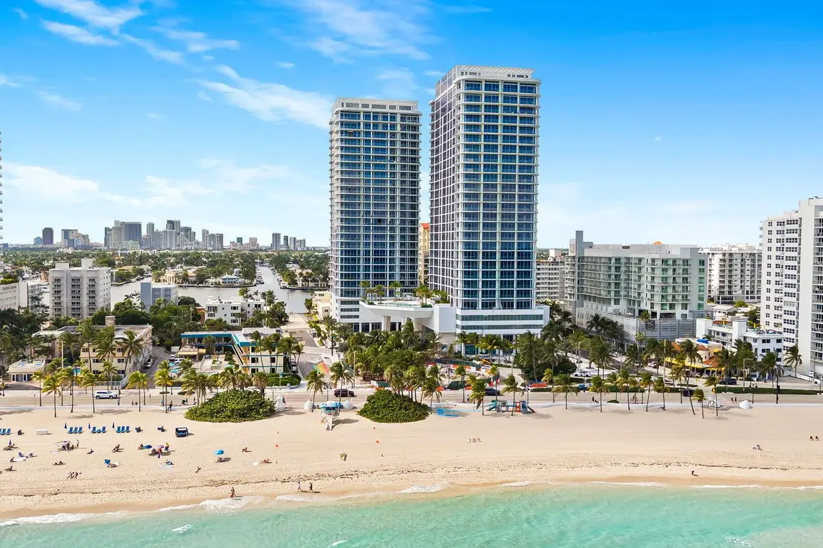 151 N Seabreeze Blvd #2104, Fort Lauderdale: photo 1 of 24