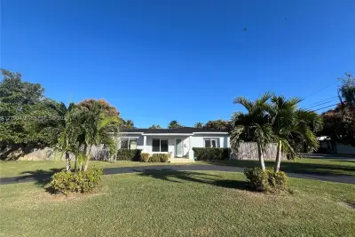 5801 SW 53rd Ter, Miami: photo 1 of 17
