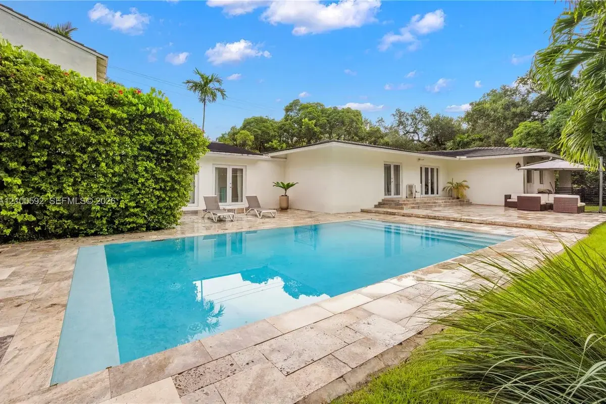 1101 Coral Way, Coral Gables: photo 1 of 42