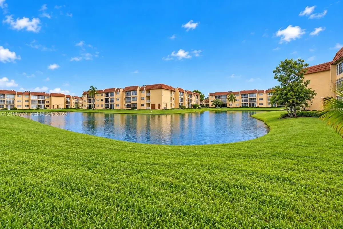 8901 Sunrise Lakes Blvd #204, Sunrise: photo 1 of 49