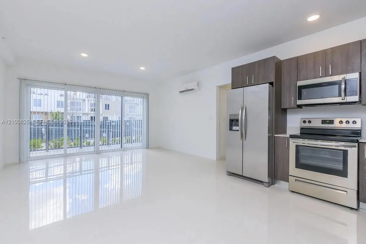 25850 SW 140th Ct #7-601, Homestead: photo 1 of 24