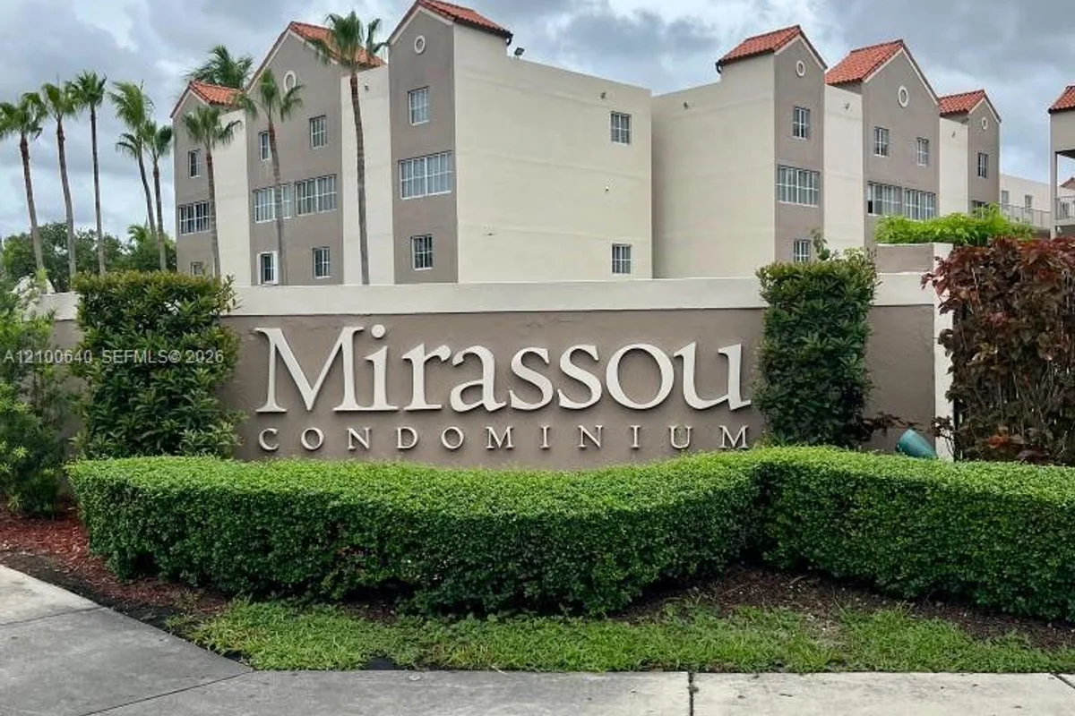 6115 NW 186th St #301, Hialeah: photo 1 of 23