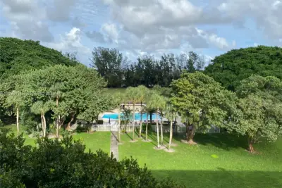 2650 S Course Dr #110, Pompano Beach: photo 1 of 6
