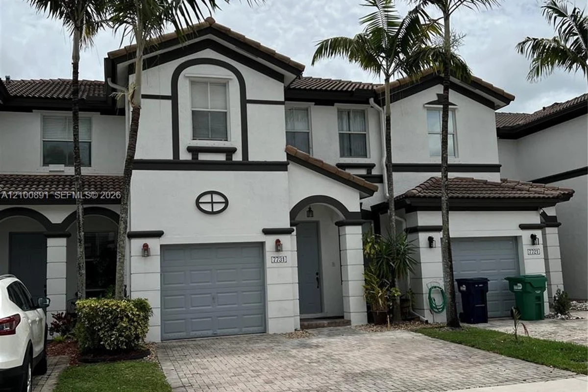 7731 NW 114th Pl, Doral: photo 1 of 15