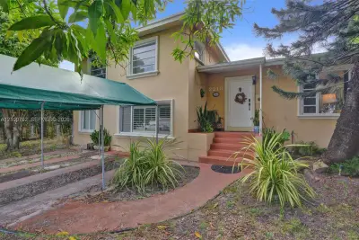 2210 SW 79th Ct, Miami: photo 1 of 54