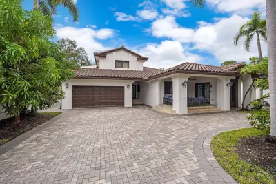 608 SW 17th St, Fort Lauderdale: photo 1 of 30