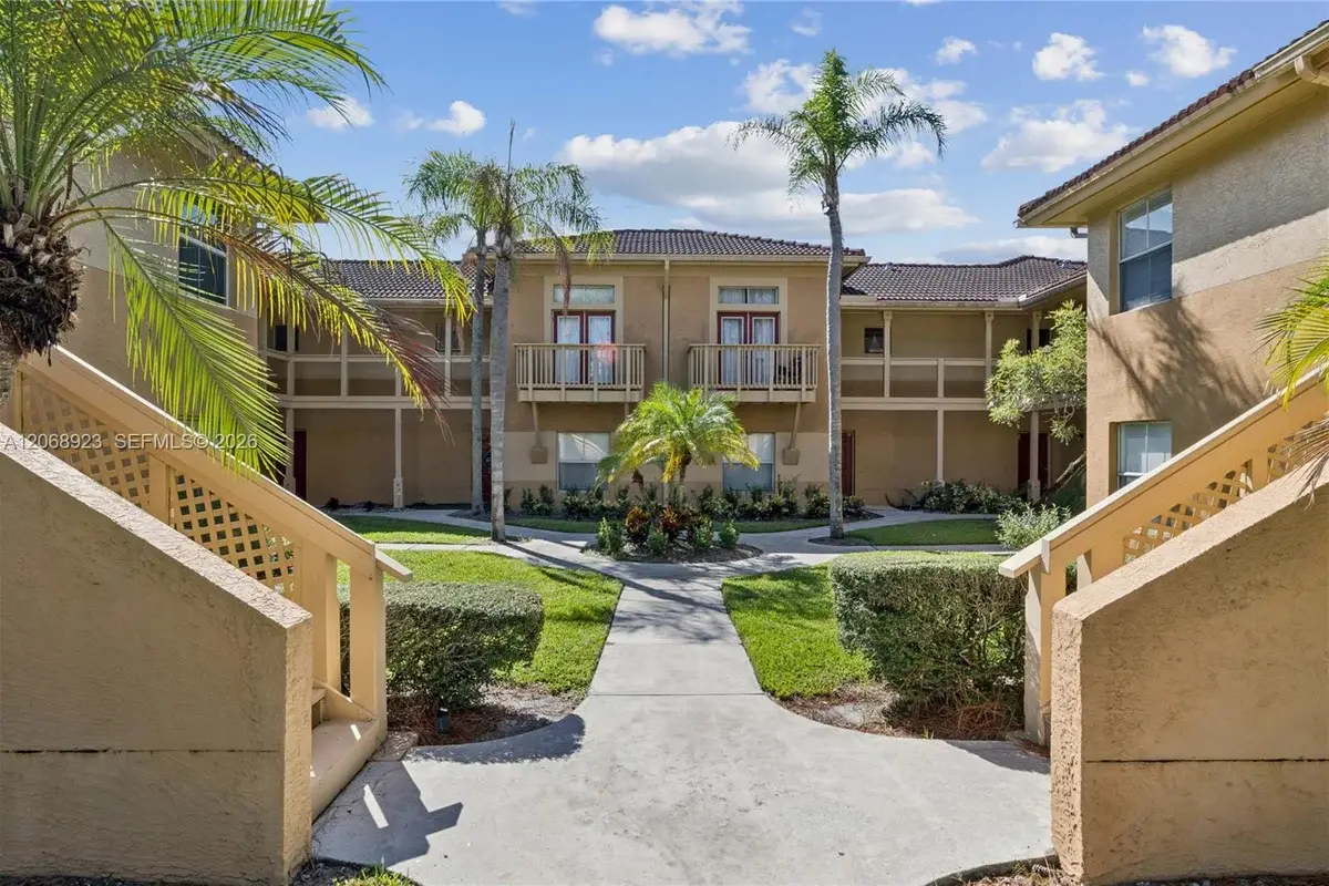 4863 Via Palm Lakes #807, West Palm Beach: photo 1 of 34