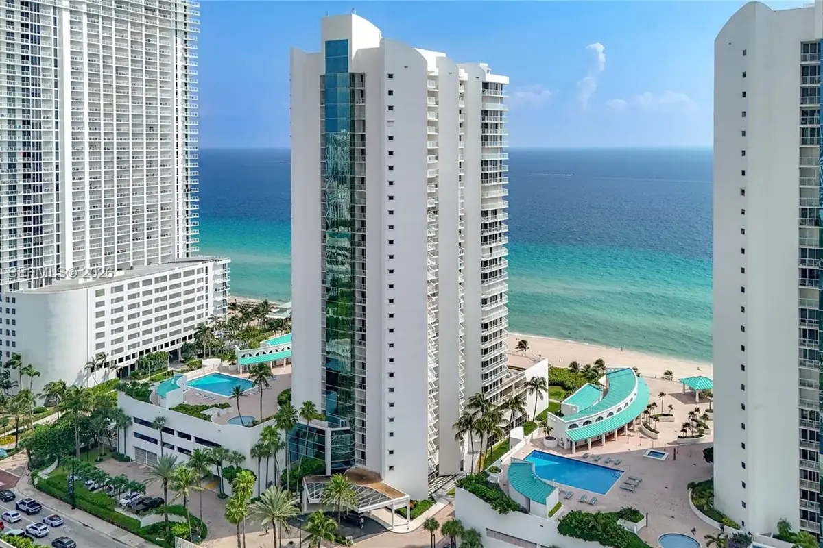 16485 Collins Ave #2635, Sunny Isles Beach: photo 1 of 7