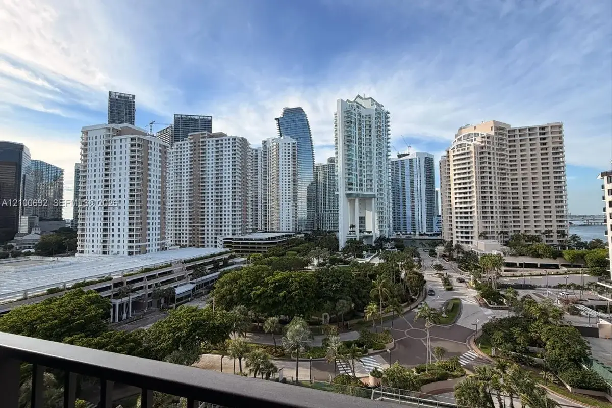 520 Brickell Key Dr #A1216, Miami: photo 1 of 15