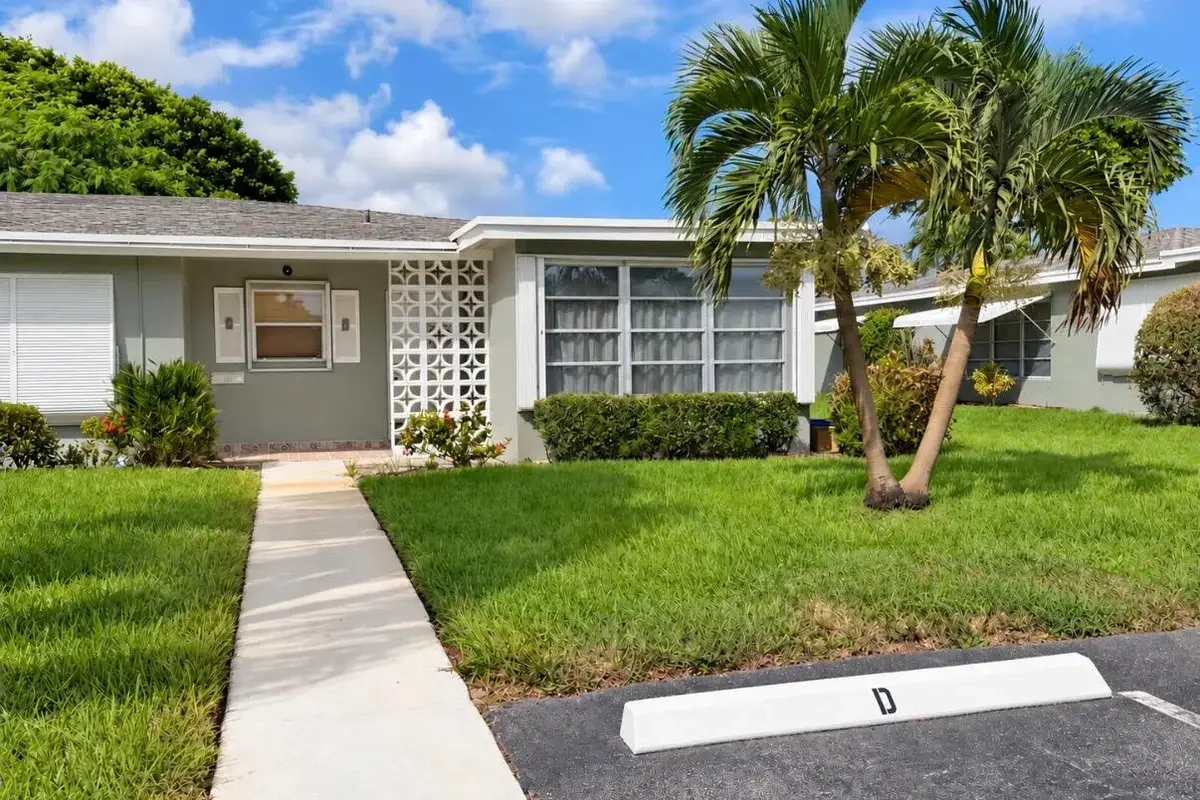 735 High Point Blvd N #D, Delray Beach: photo 1 of 27