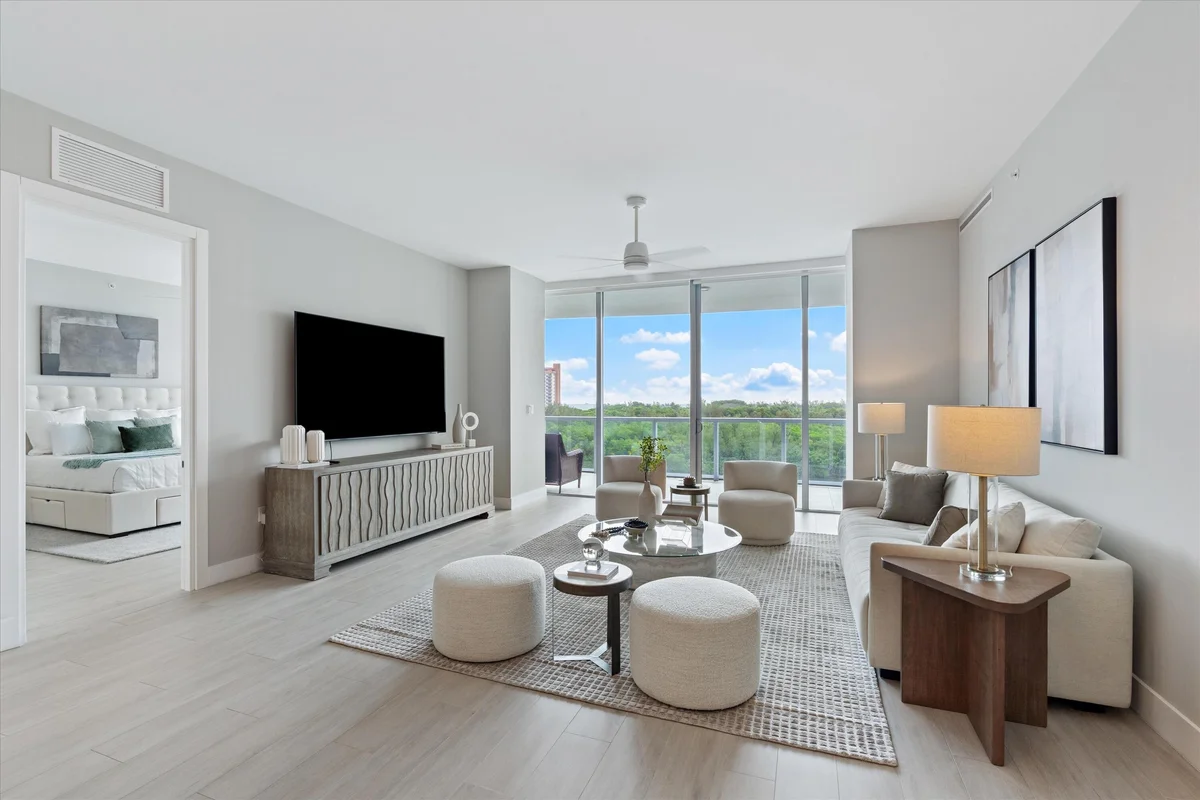 920 Intracoastal Dr #702, Fort Lauderdale: photo 1 of 39
