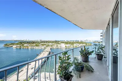 7601 E Treasure Dr #2412, North Bay Village: photo 1 of 12