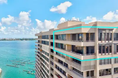 11113 Biscayne Blvd #PH1, Miami: photo 1 of 54