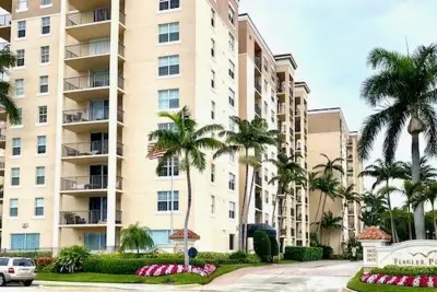 1801 N Flagler Dr #432, West Palm Beach: photo 1 of 19